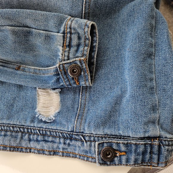 Highway Premium Denim Jean Jacket. Sz. SM distressed - Picture 7 of 7